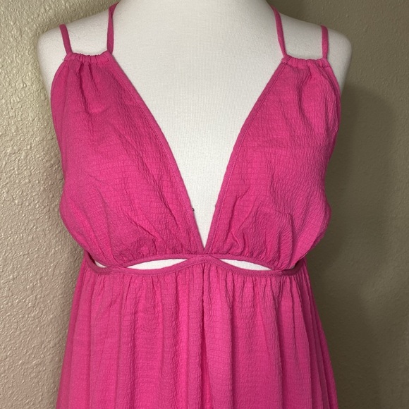 NWT Lush Beautiful Pink Maxi Dress with Cutouts Size S - Picture 6 of 14